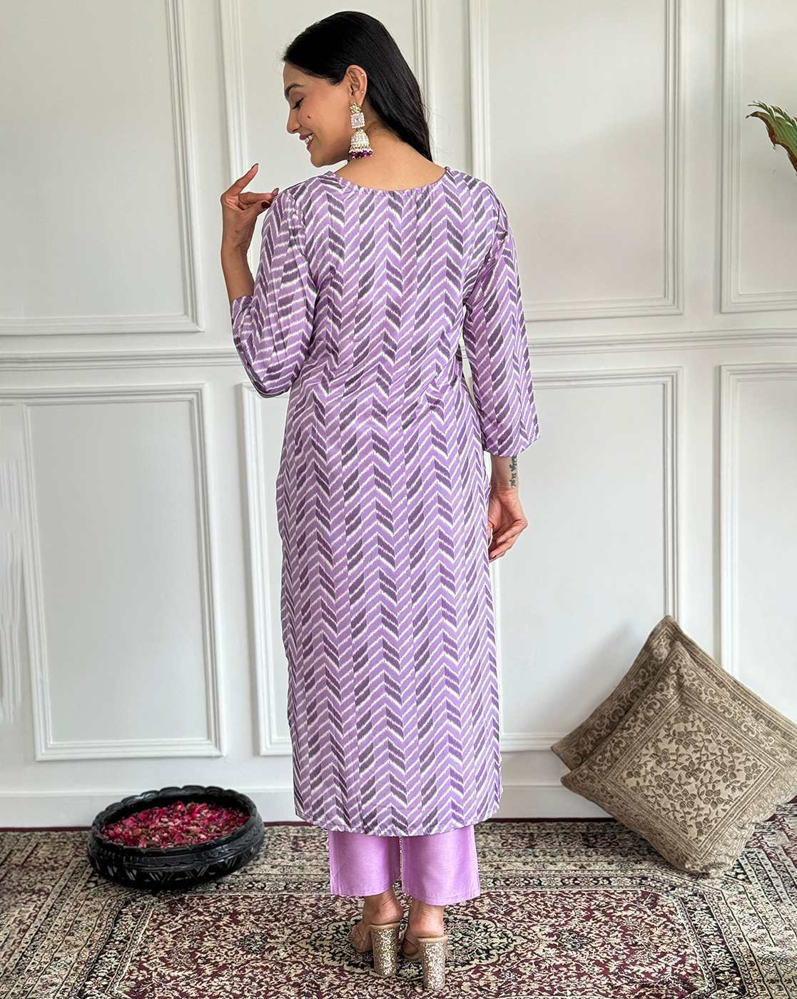 VRUTIKA MAGNIFICENT ELEGANCE WITH A CAPTIVATING GLOW KURTA SET