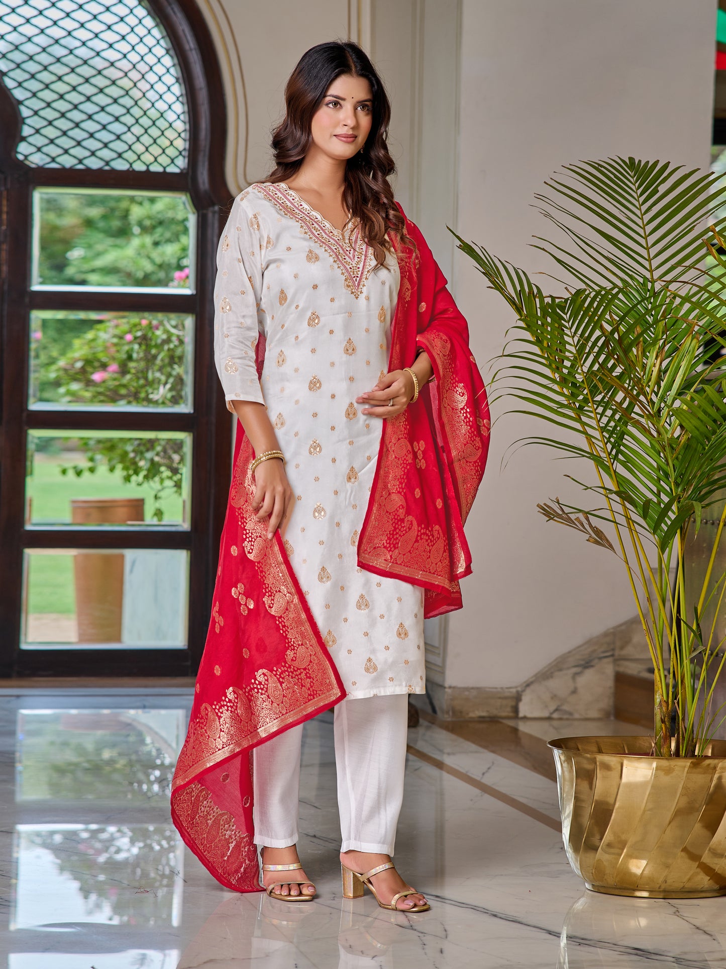 WHITE DAILY KURTA SET FOR OFFICE WEAR
