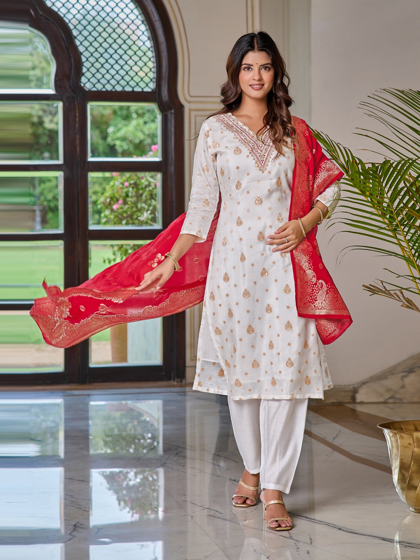WHITE DAILY KURTA SET FOR OFFICE WEAR