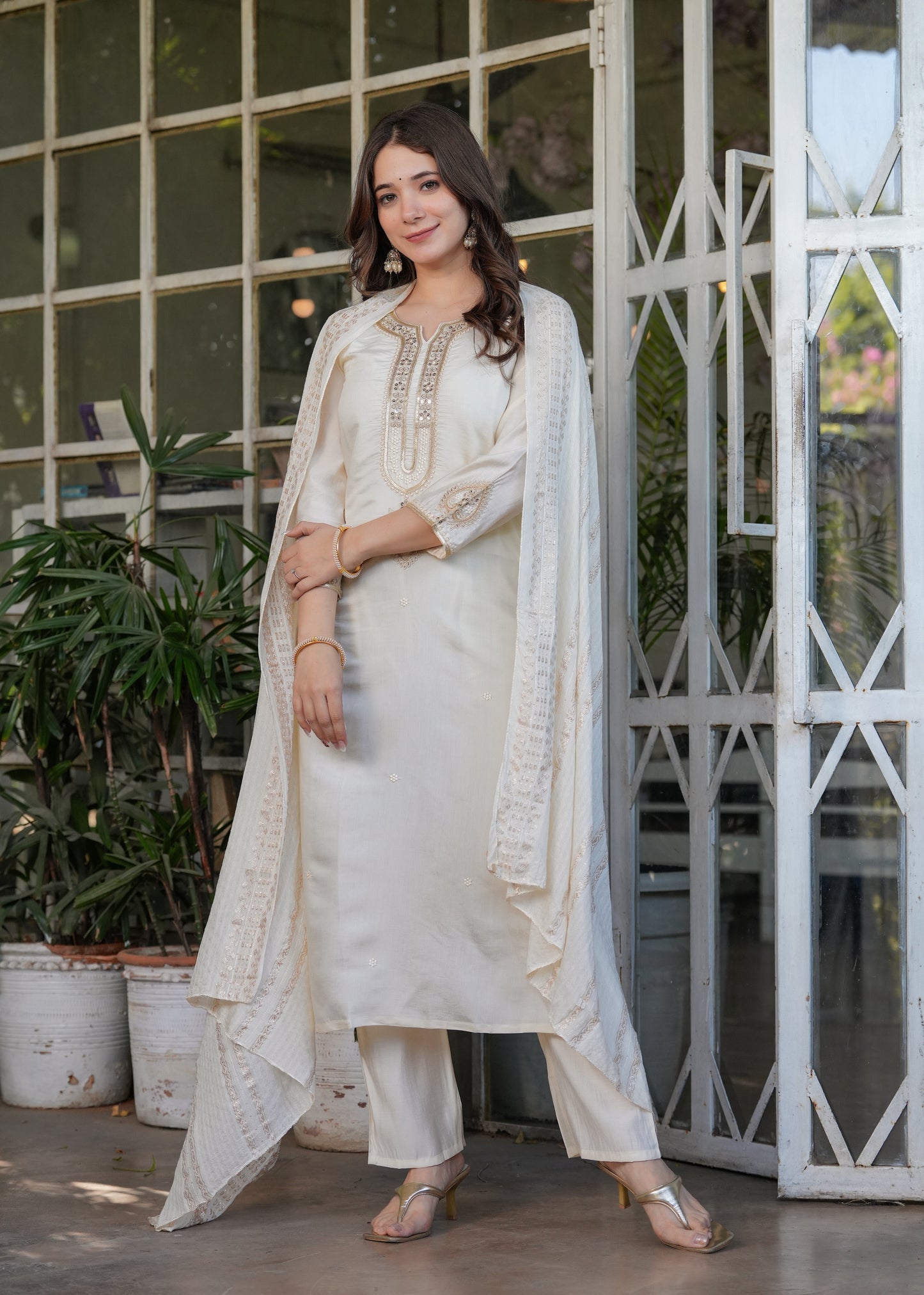 WHITE DREAMS LUXE KURTA SET