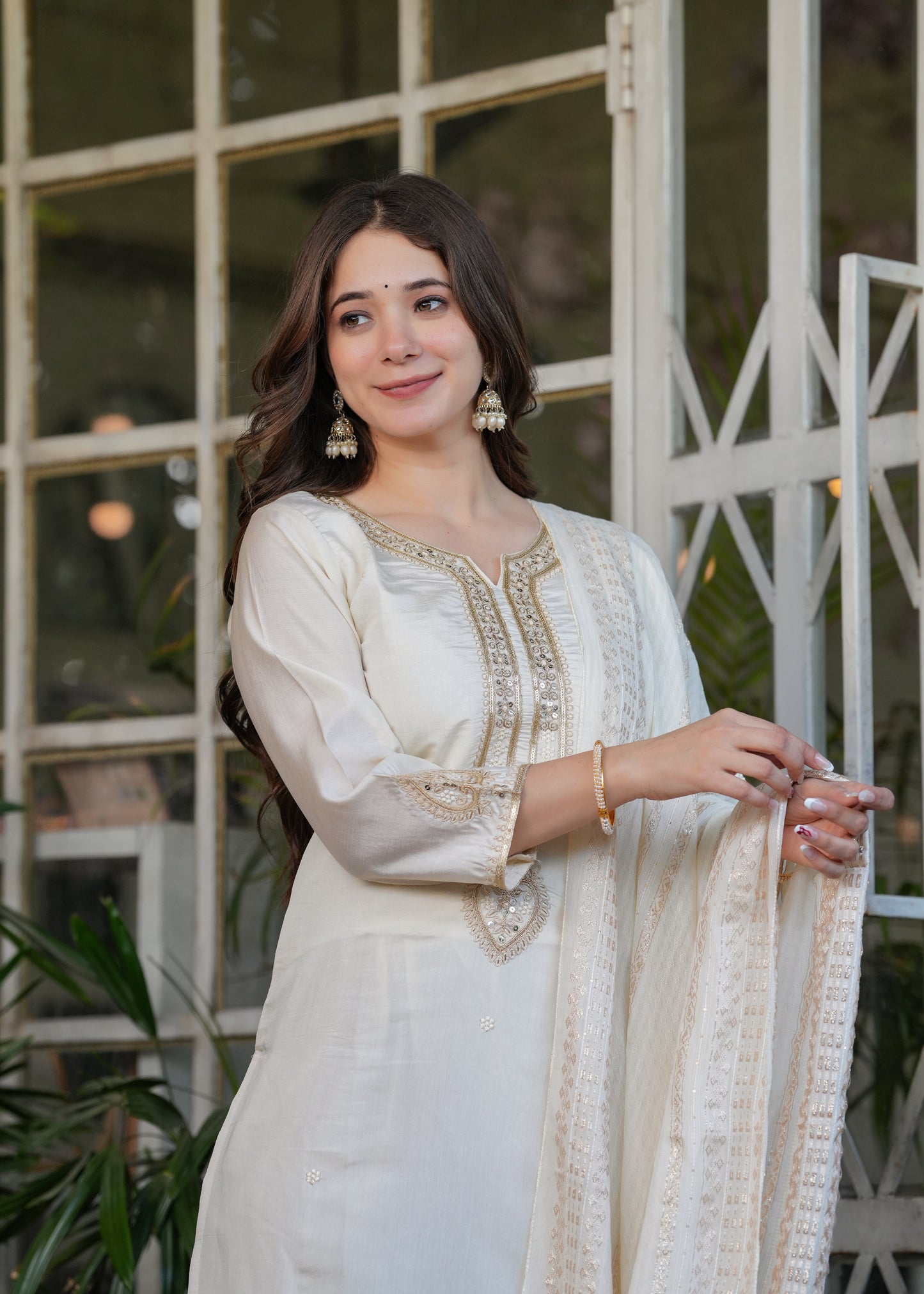 WHITE DREAMS LUXE KURTA SET
