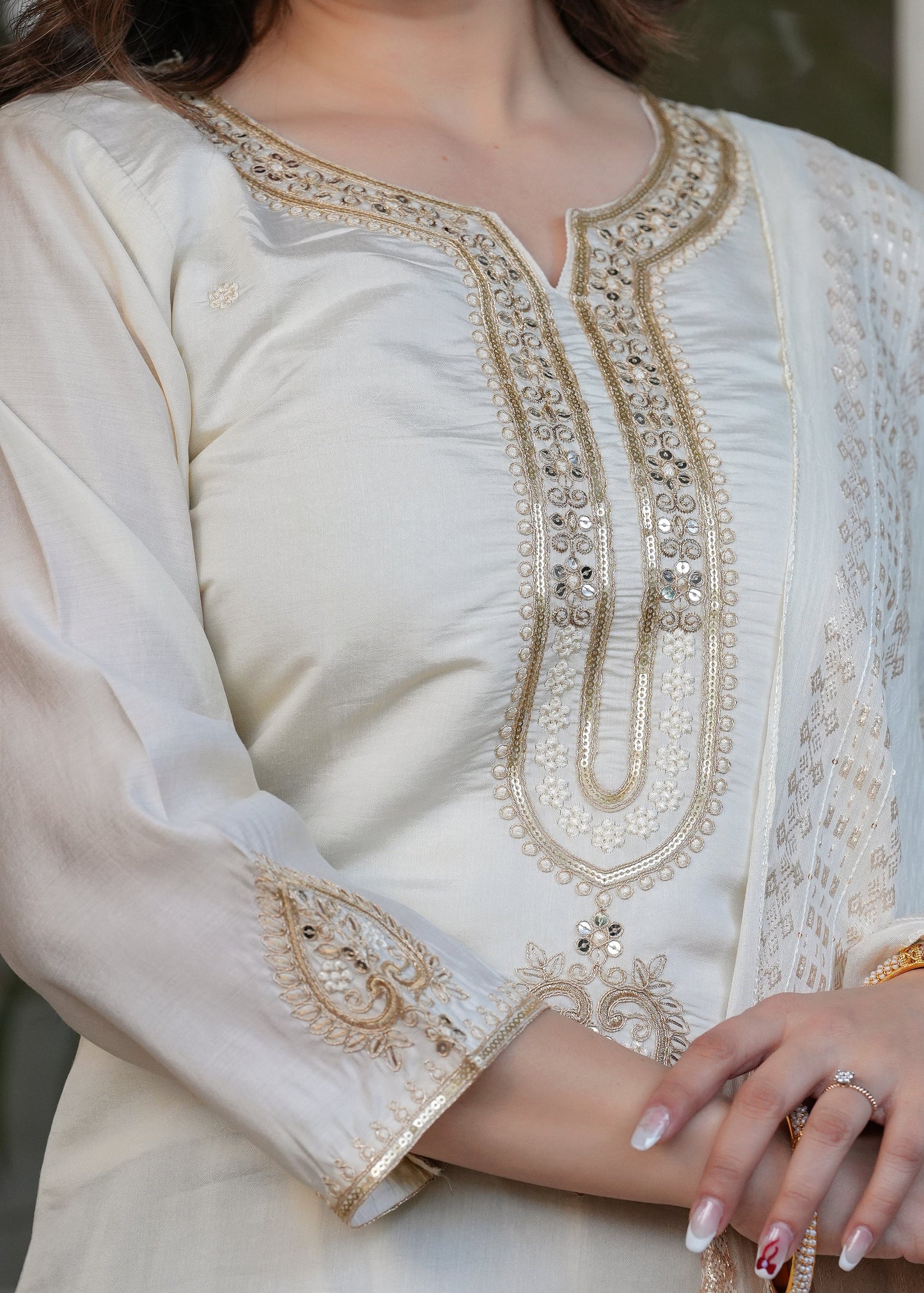 WHITE DREAMS LUXE KURTA SET