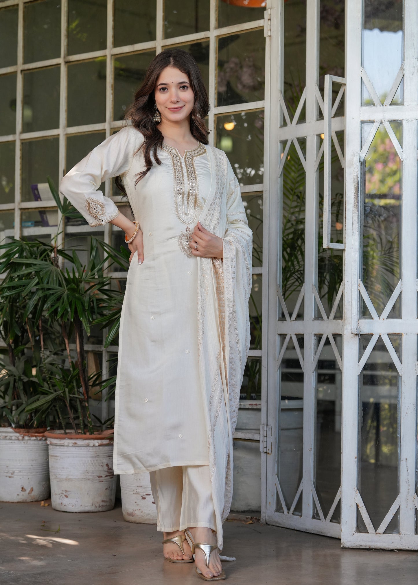 WHITE DREAMS LUXE KURTA SET