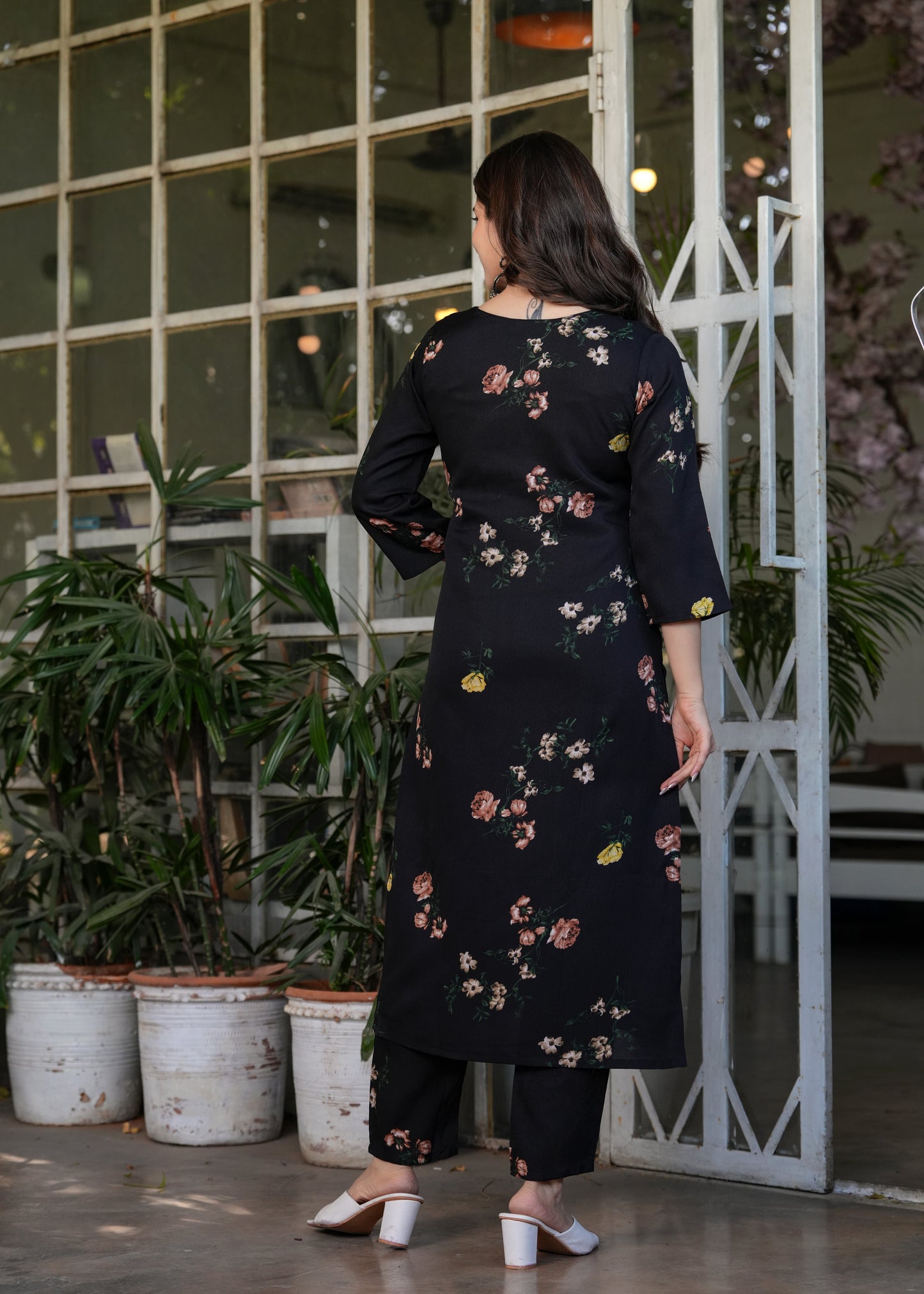 BOLD BLACK LUXE KURTA SET