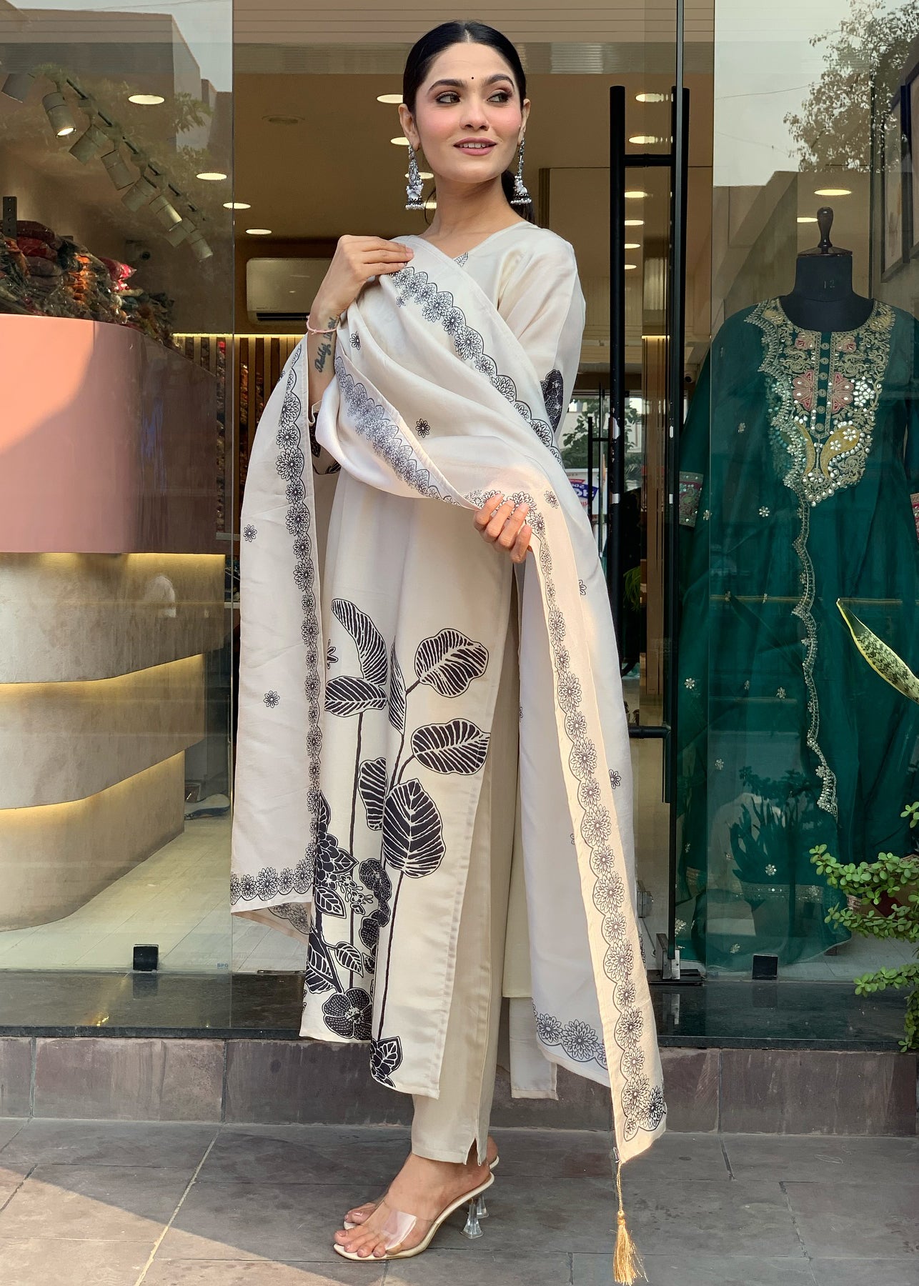 CHAVI BEIGE EVERYDAY KURTA SET WITH PANT AND DUPATTA