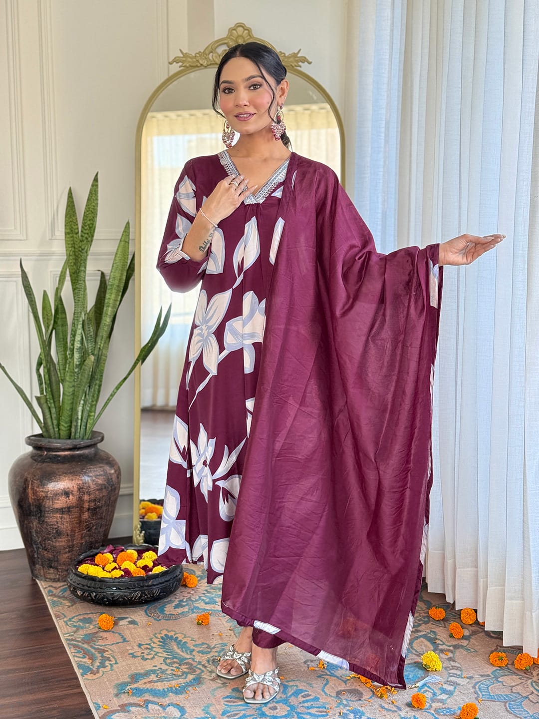 GULMOHAR LIGHT KURTA SET FOR DAILY WEAR