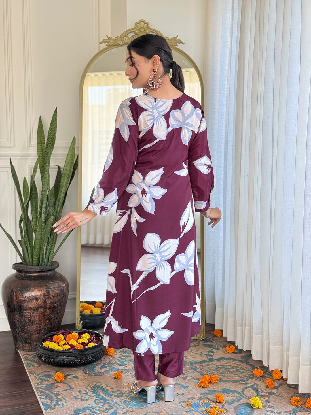 GULMOHAR LIGHT KURTA SET FOR DAILY WEAR