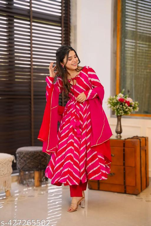VRUNDA PINK KURTA SET WITH MATCHING PANT & DUPATTA