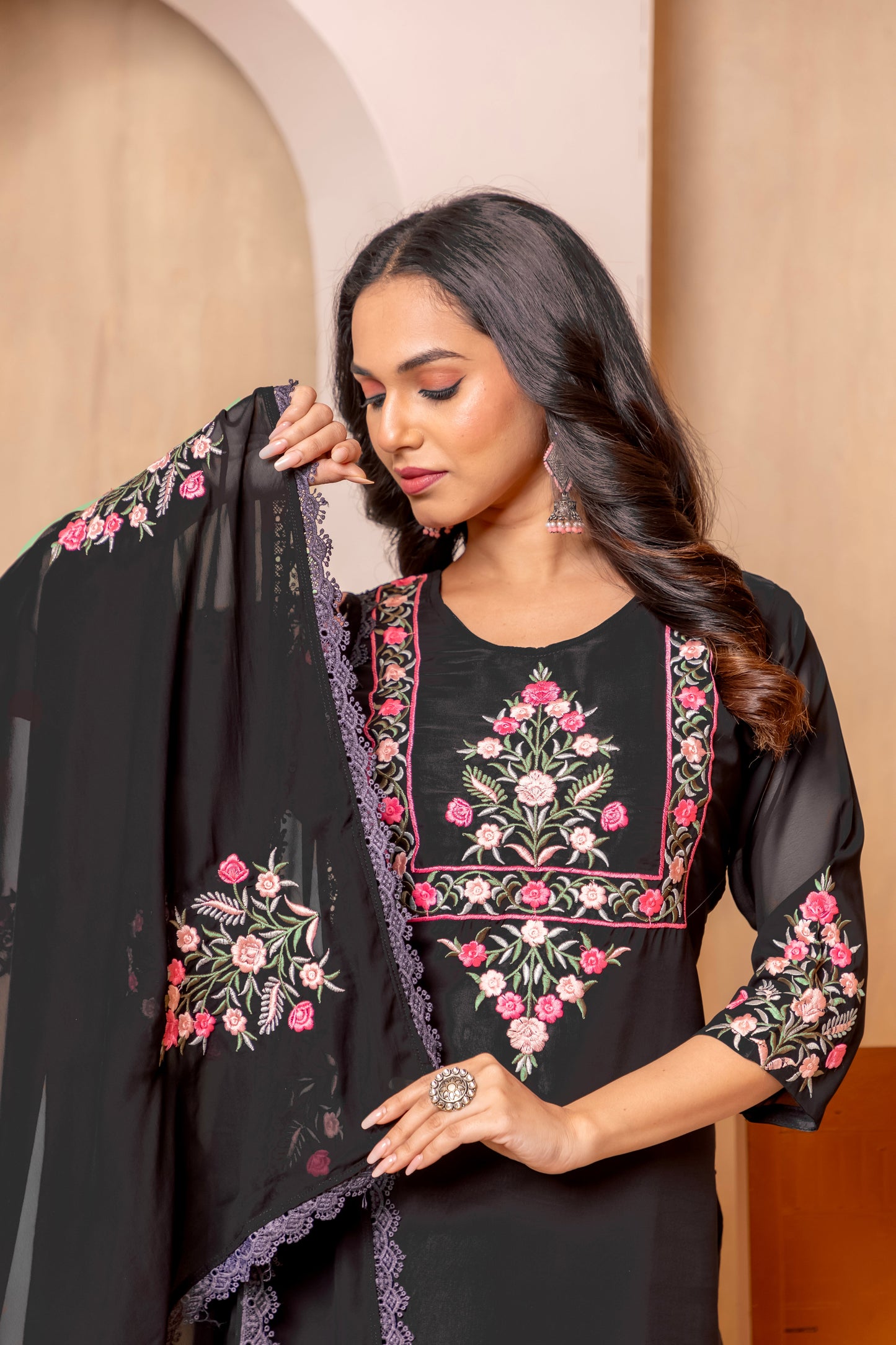 SHUCHI BLACK SLEEK LITTLE BLACK DRESS