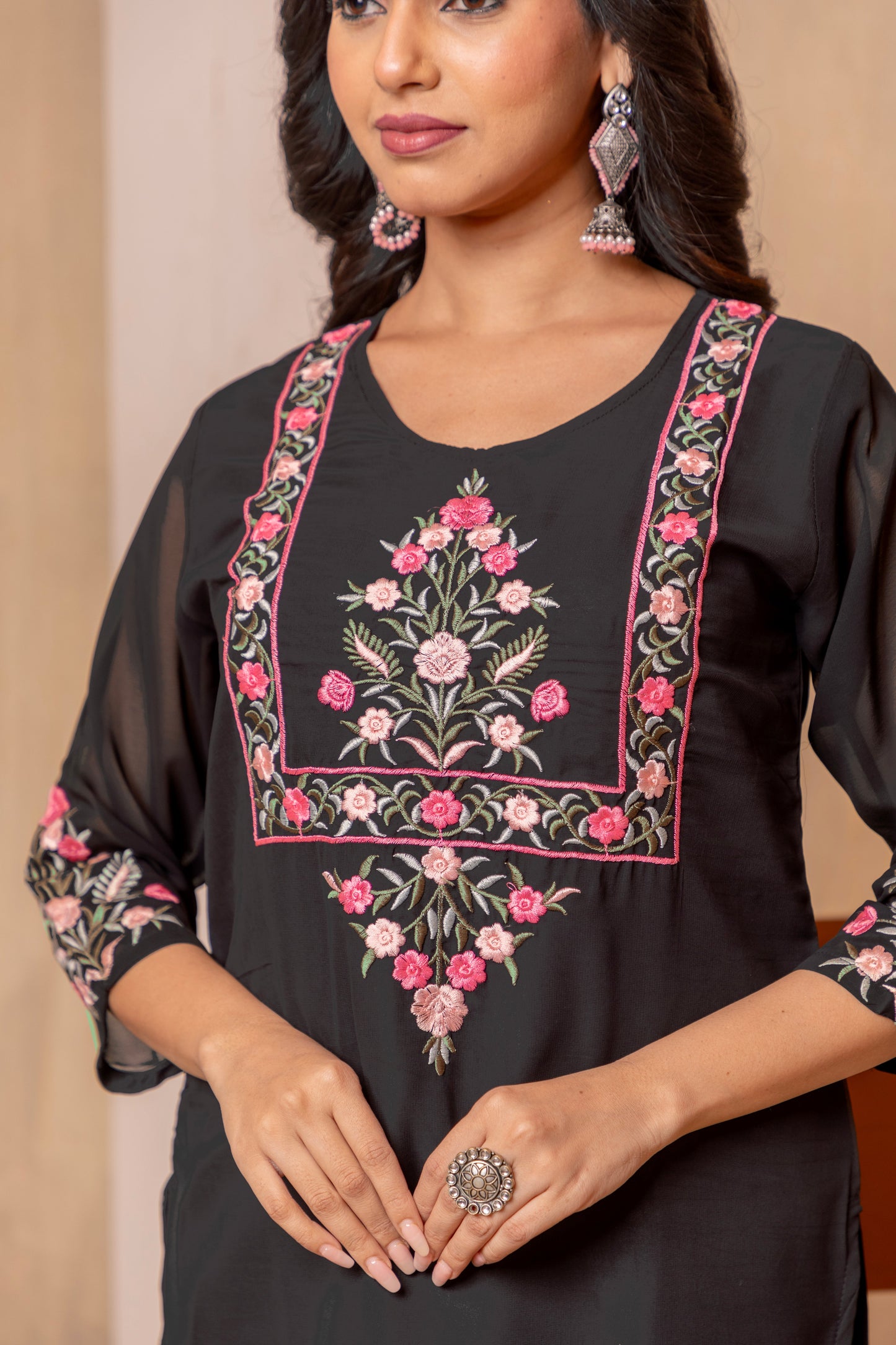 SHUCHI BLACK SLEEK LITTLE BLACK DRESS