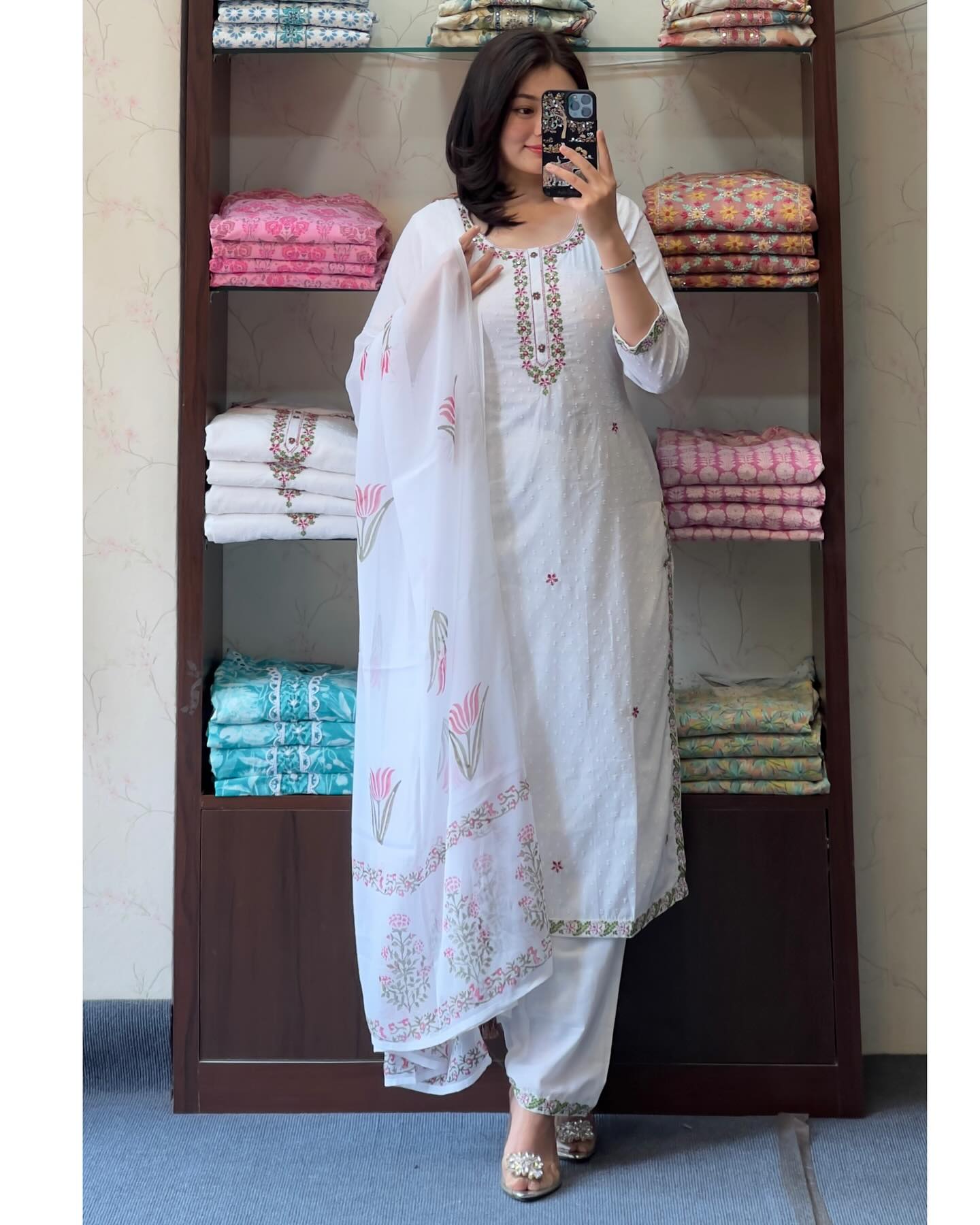 MIA WHITE FLORAL EMBROIDERED COTTON SUIT SET