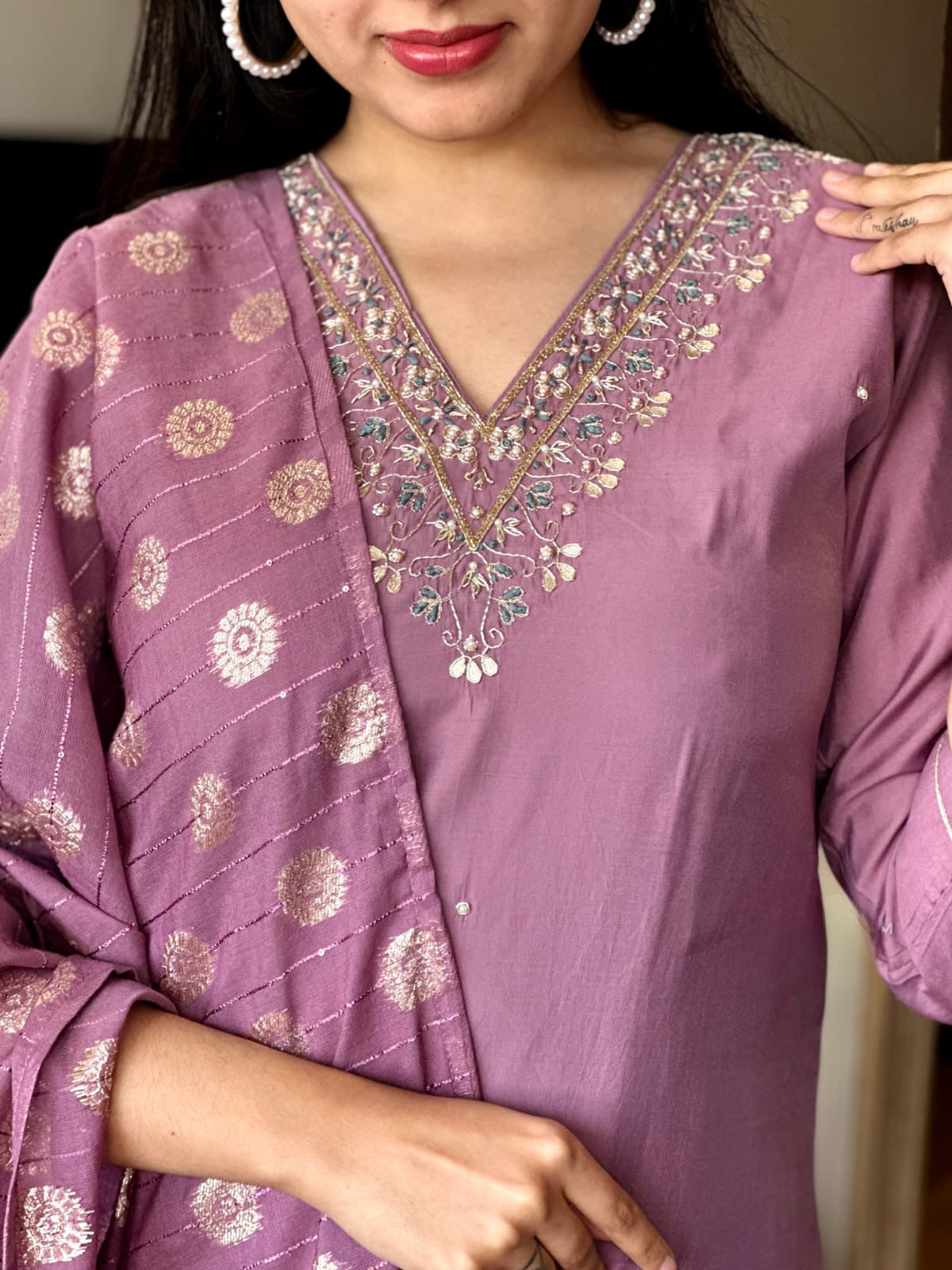 LAVENDER EMBROIDERED ETHNIC FESTIVE TRADITIONAL SILK KURTA SET