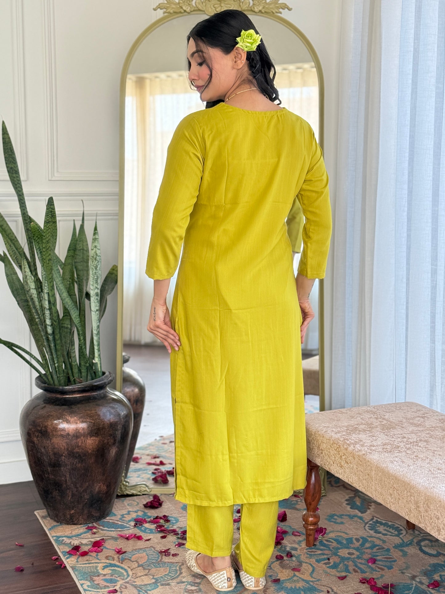 LIRIL ETHNIC WEAR KURTA SET FOR WOMEN