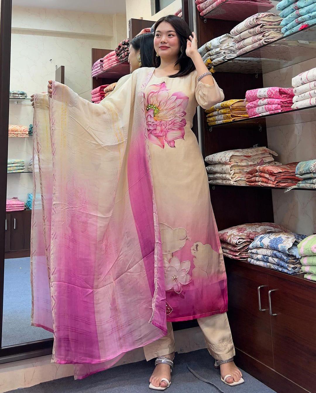 NAOMIKA DESIRABLE FASHION WITH STUNNING ELEGANCE KURTA SET