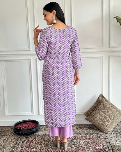 VRUTIKA MAGNIFICENT ELEGANCE WITH A CAPTIVATING GLOW KURTA SET