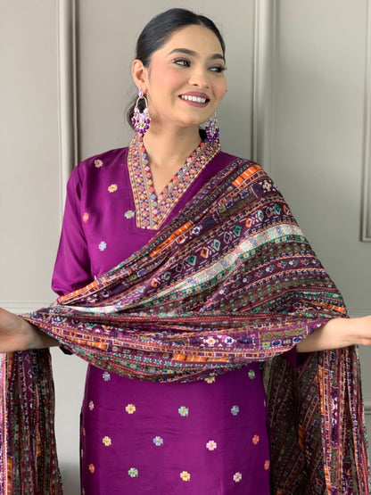 PURPLE SOPHISTICATED KURTA SET