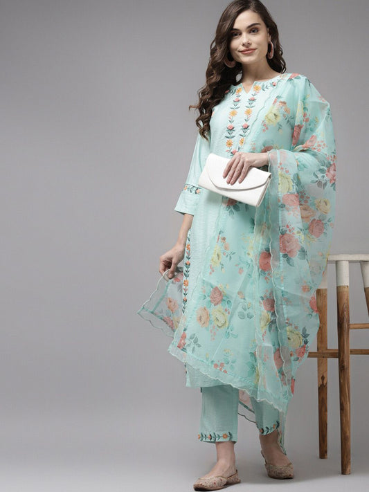 LIGHT SKY EMBROIDERY KURTA SET