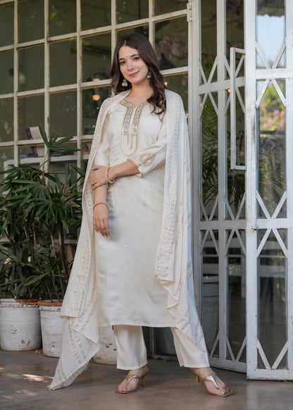 WHITE DREAMS LUXE KURTA SET