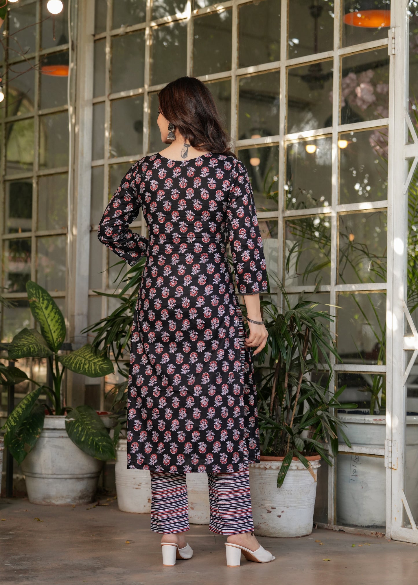 BLACK AND WINE SIGNATURE KURTA SET