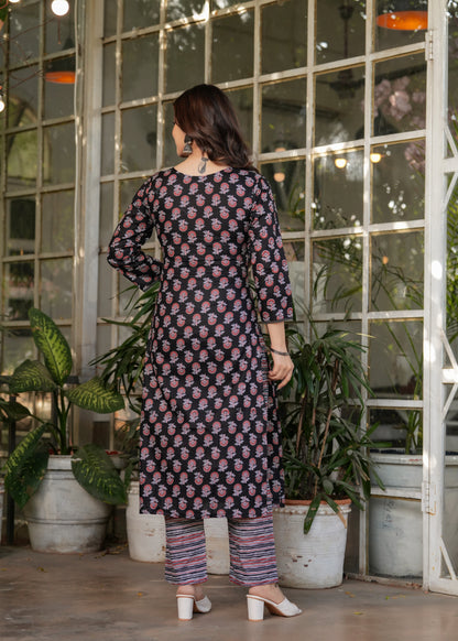 BLACK AND WINE SIGNATURE KURTA SET