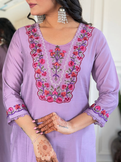 LAVENDER BSY VISCOSE EMBROIDERED KURTA PANT DUPATTA
