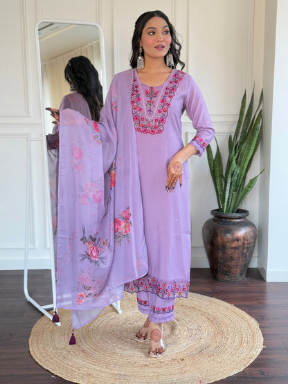 LAVENDER BSY VISCOSE EMBROIDERED KURTA PANT DUPATTA