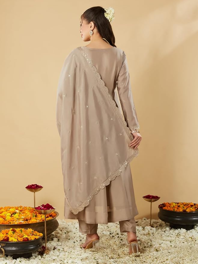 MUSKAN CREAM EMBROIDERED ANARKALI KURTA SET