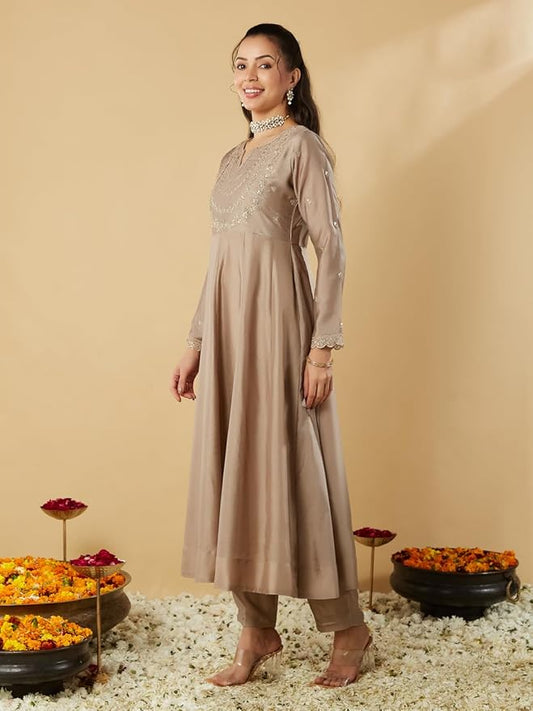 MUSKAN CREAM EMBROIDERED ANARKALI KURTA SET