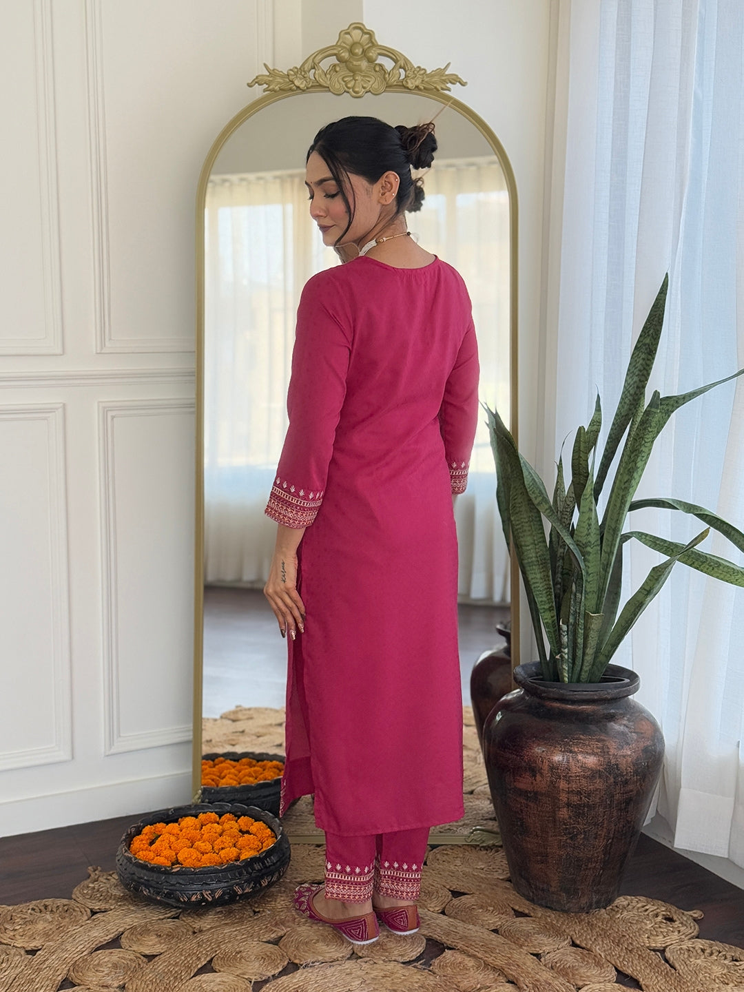 RANI STRAIGHT KURTA SET FOR EVERYDAY USE